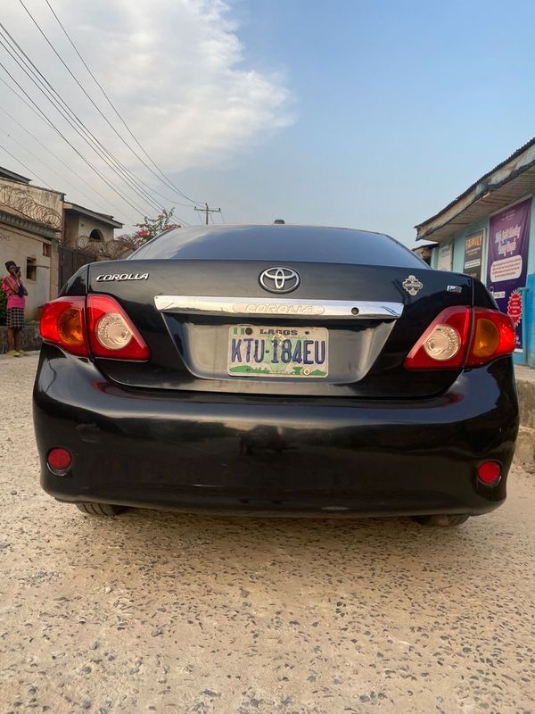 Thumbnail 6 of 2009 Toyota Corolla LE